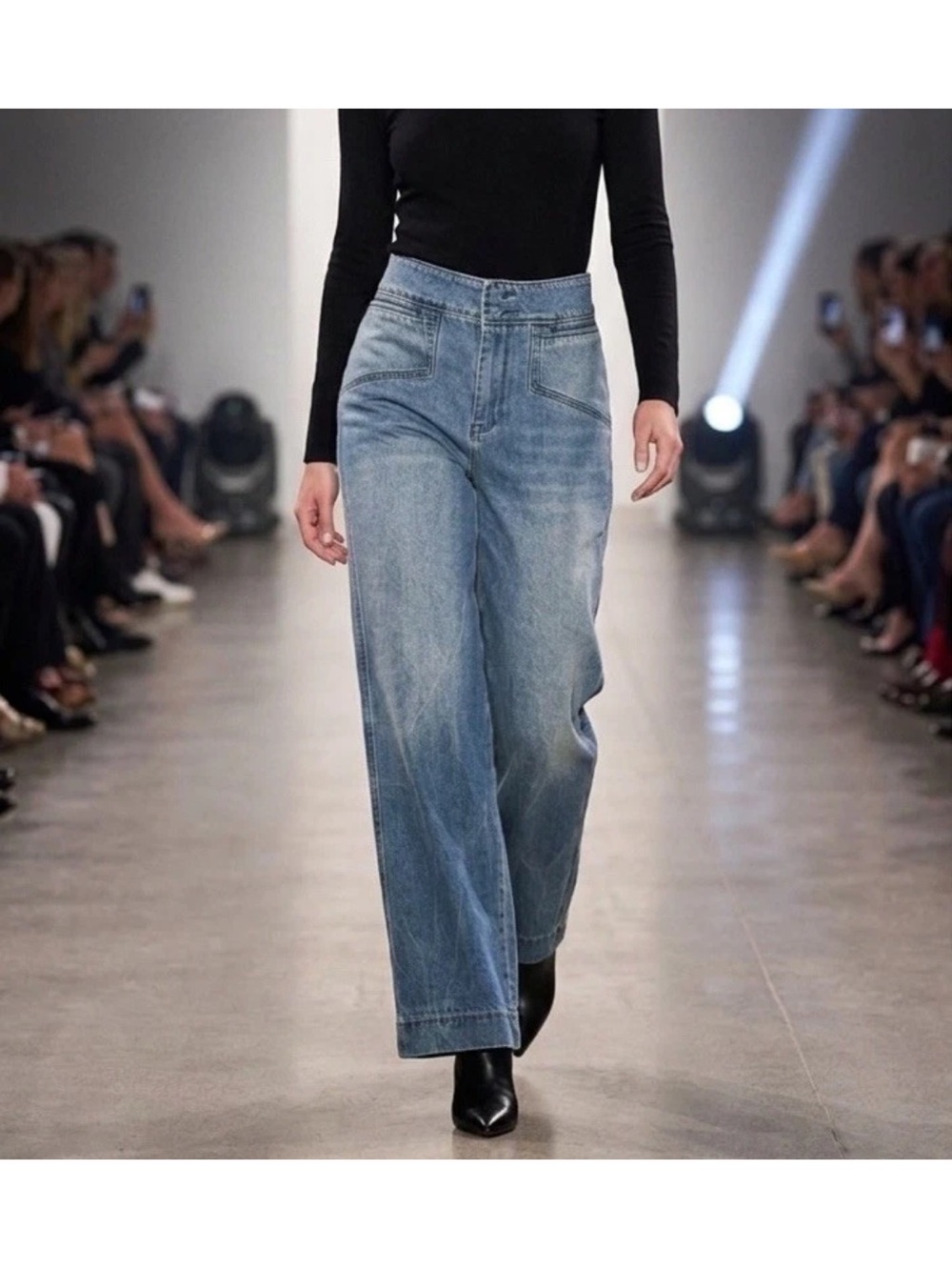 $188 NWOT House of Harlow Retro 70s High Rise Wide Leg Pocket Denim Jeans 30